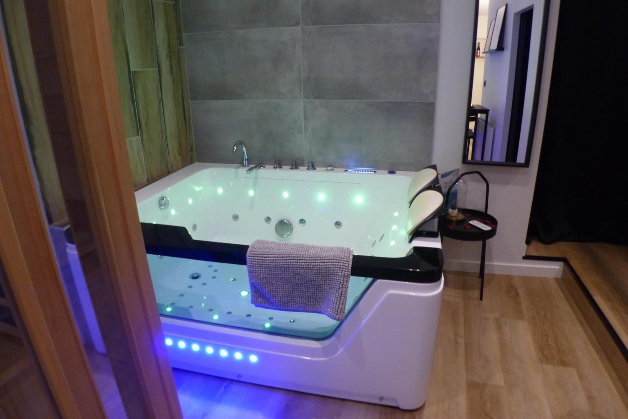 Appartement Balneotherapie Et Sauna Hyper Centre Нант Экстерьер фото
